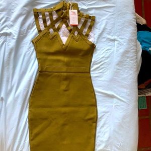 Dress body contour. Olive green